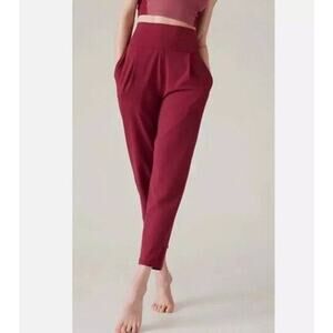 NWOT Athleta Elation Yoga‎ Pants High Rise Coffeeberry Red Joggers Size XS